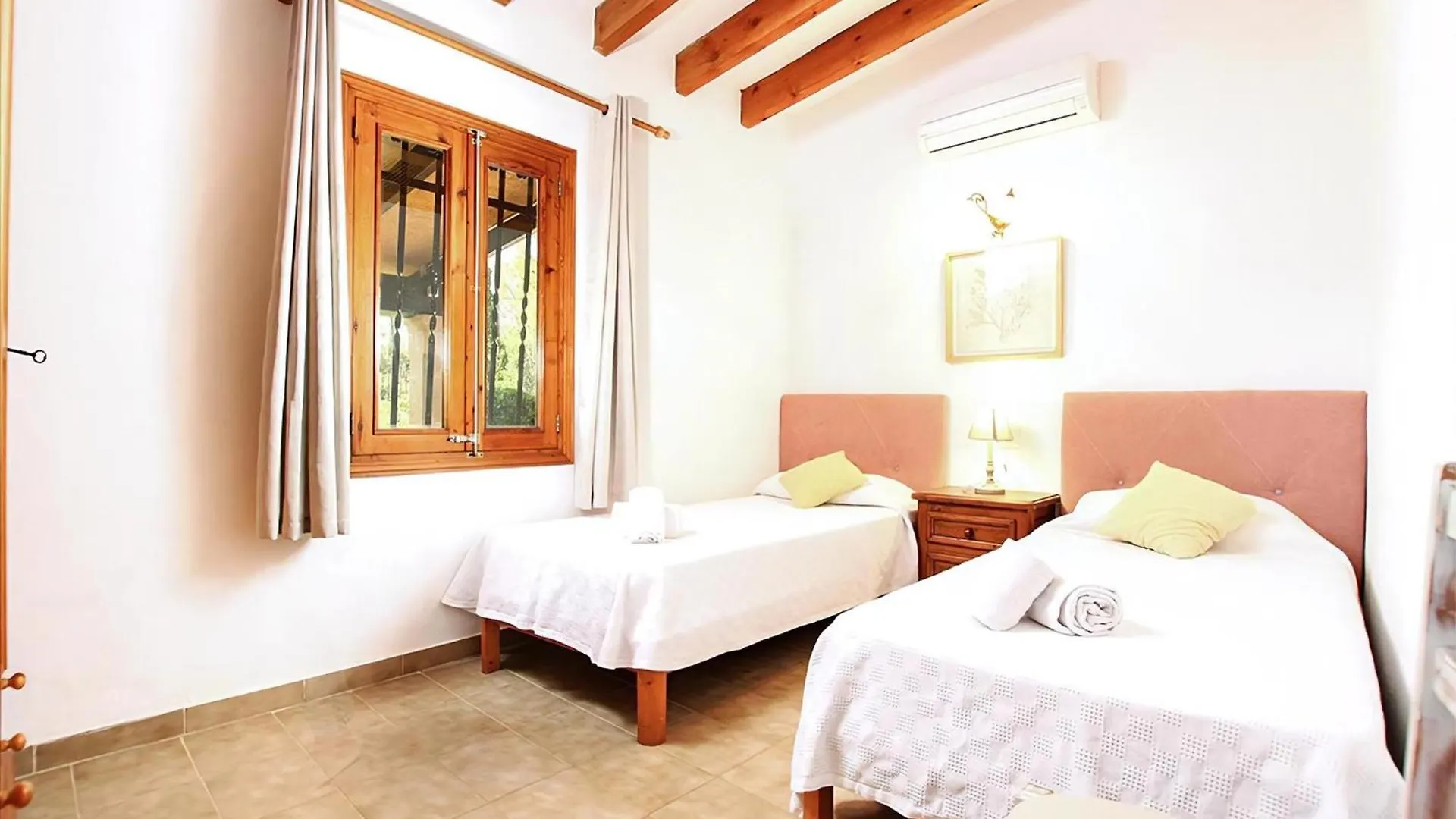 Tolle Ferienvilla Barraca Mit Privatem Pool Port de Pollenca Spain