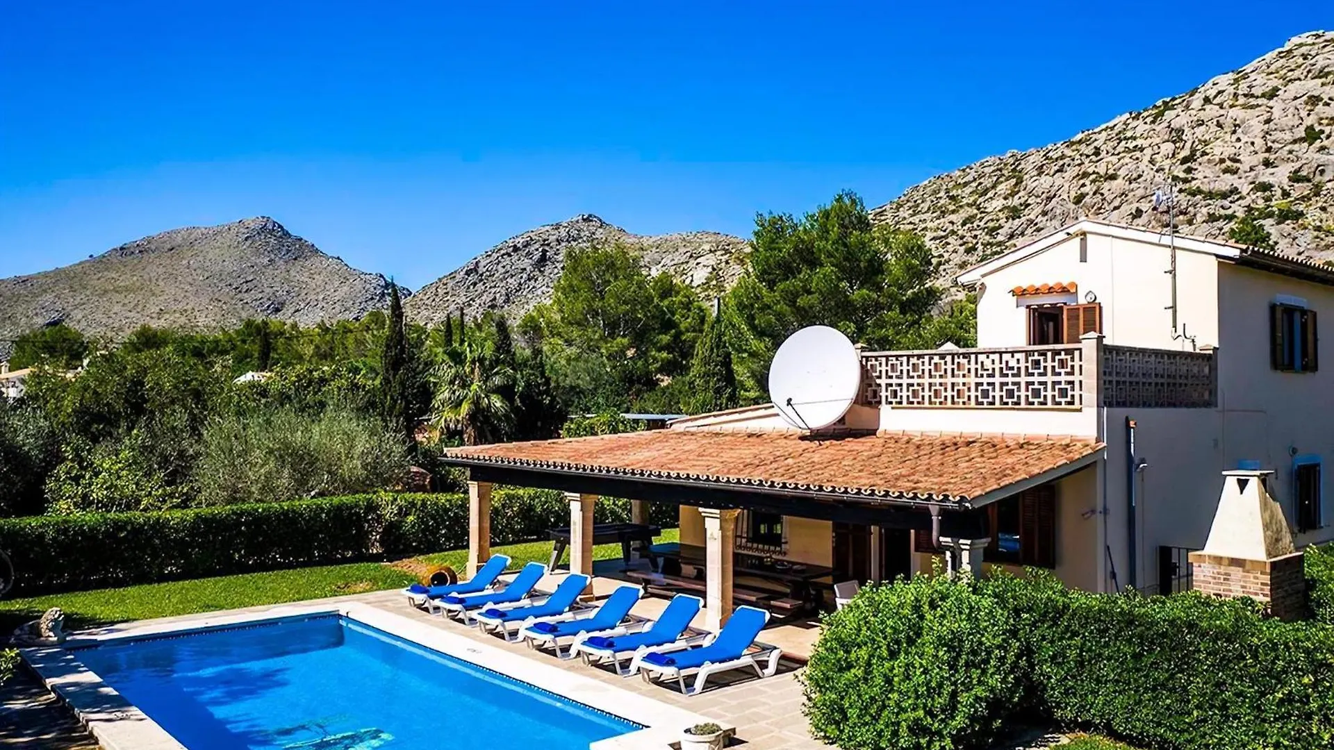 Tolle Ferienvilla Barraca Mit Privatem Pool Port de Pollenca Spain